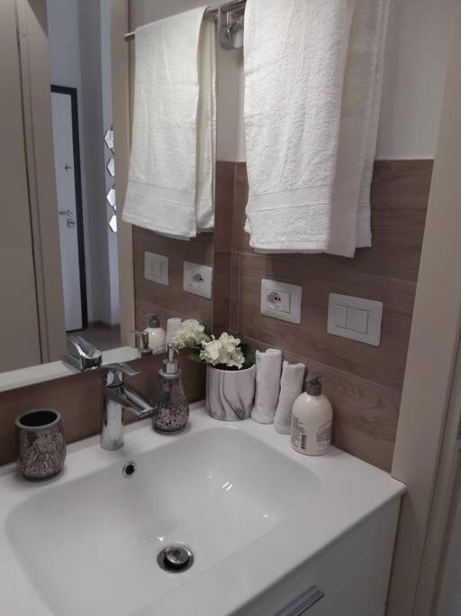 Casa Tra I Castelli Apartman San Martino Alfieri Kültér fotó